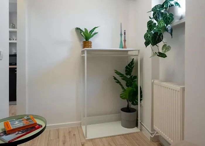 Little Base Near Old Town & Calea Victoriei Apartamento *