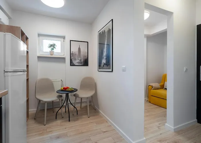 Little Base Near Old Town & Calea Victoriei Bucarest