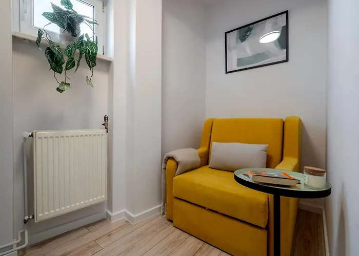 Little Base Near Old Town & Calea Victoriei Apartamento *