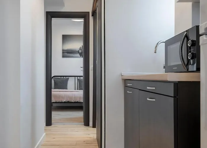 Little Base Near Old Town & Calea Victoriei Apartamento *